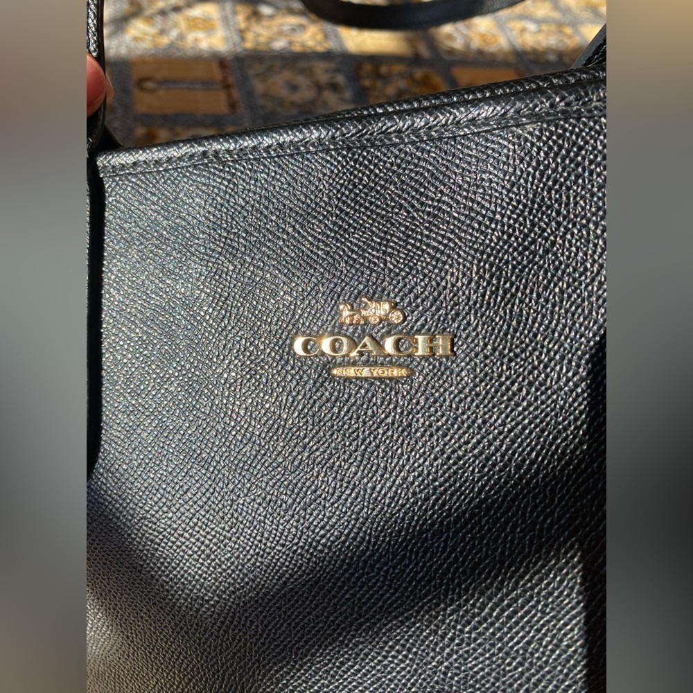 Coach City Tote Bag in Black Crossgrain Leather w Zip Top - Picture 9 of 14